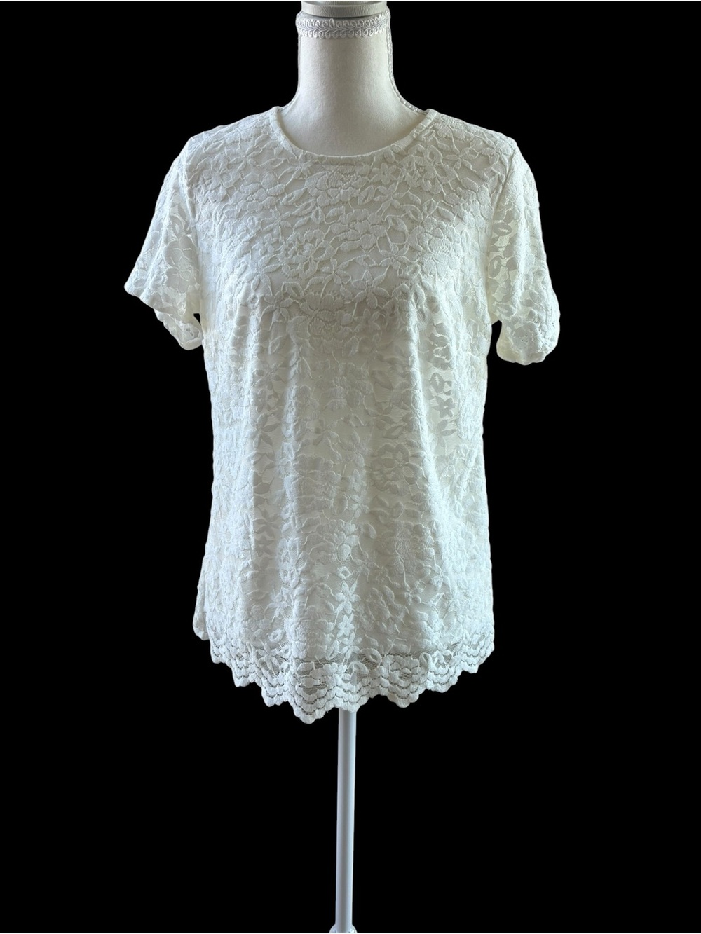 Teddi Rose Women's White Floral Lace Short Sleeve Round Neck Top, Size M